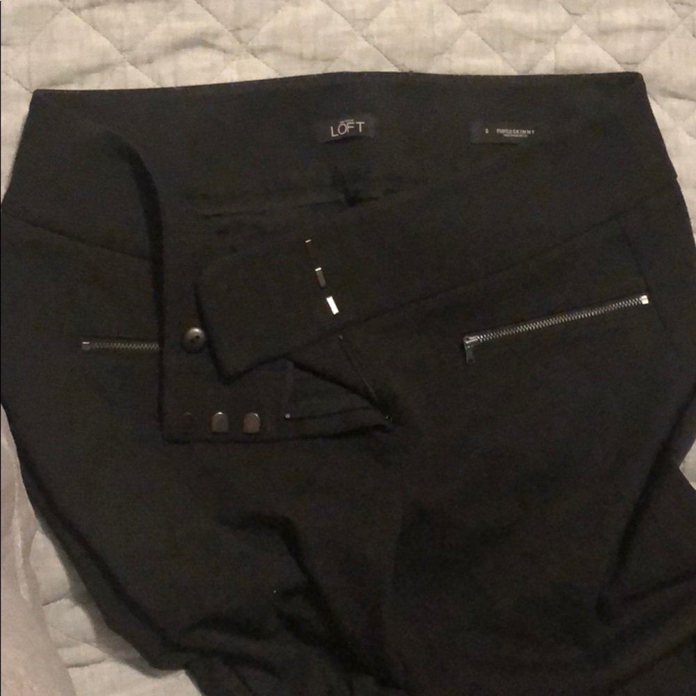 LOFT Marisa Skinny size 8 black textured pants